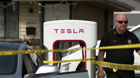 Man involved in fatal Edgewater Tesla charging station fight released after questioning